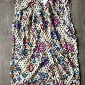 Floral loft tank with lace near sleeve